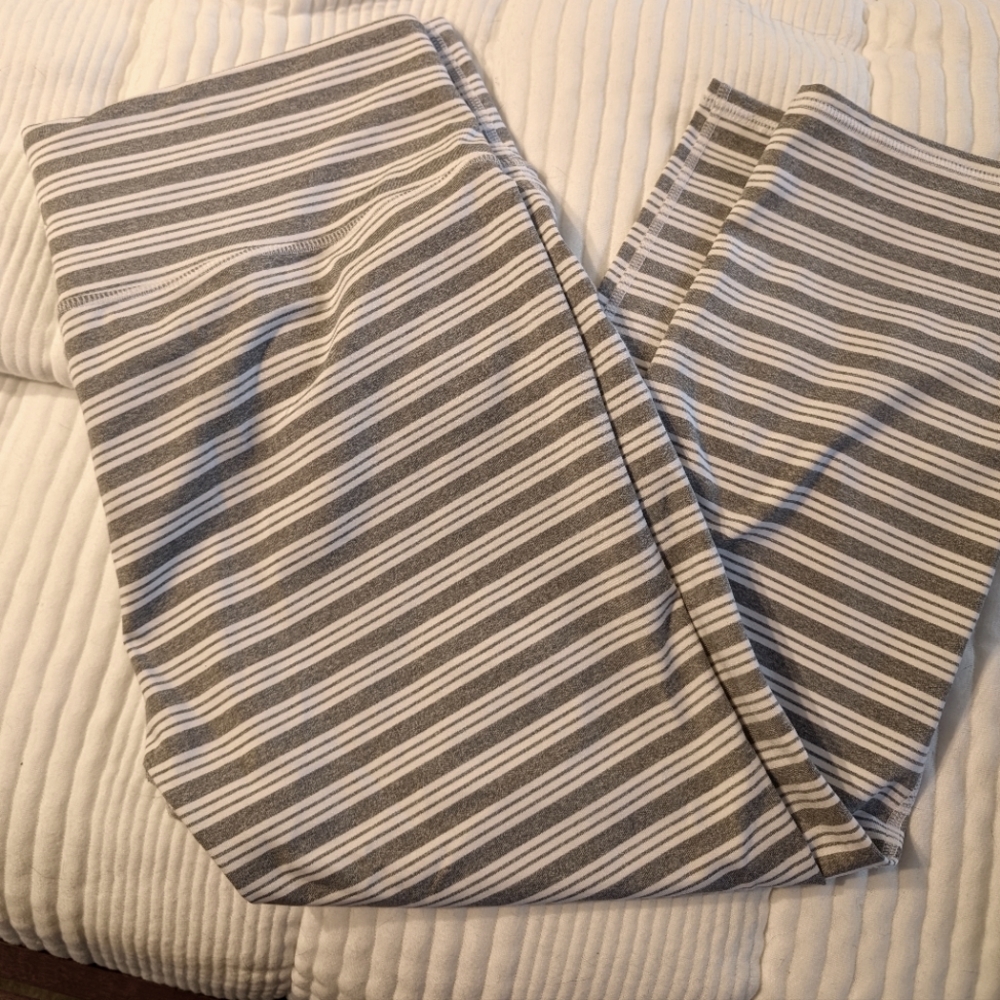 Athleta Striped Crop Leggings XL